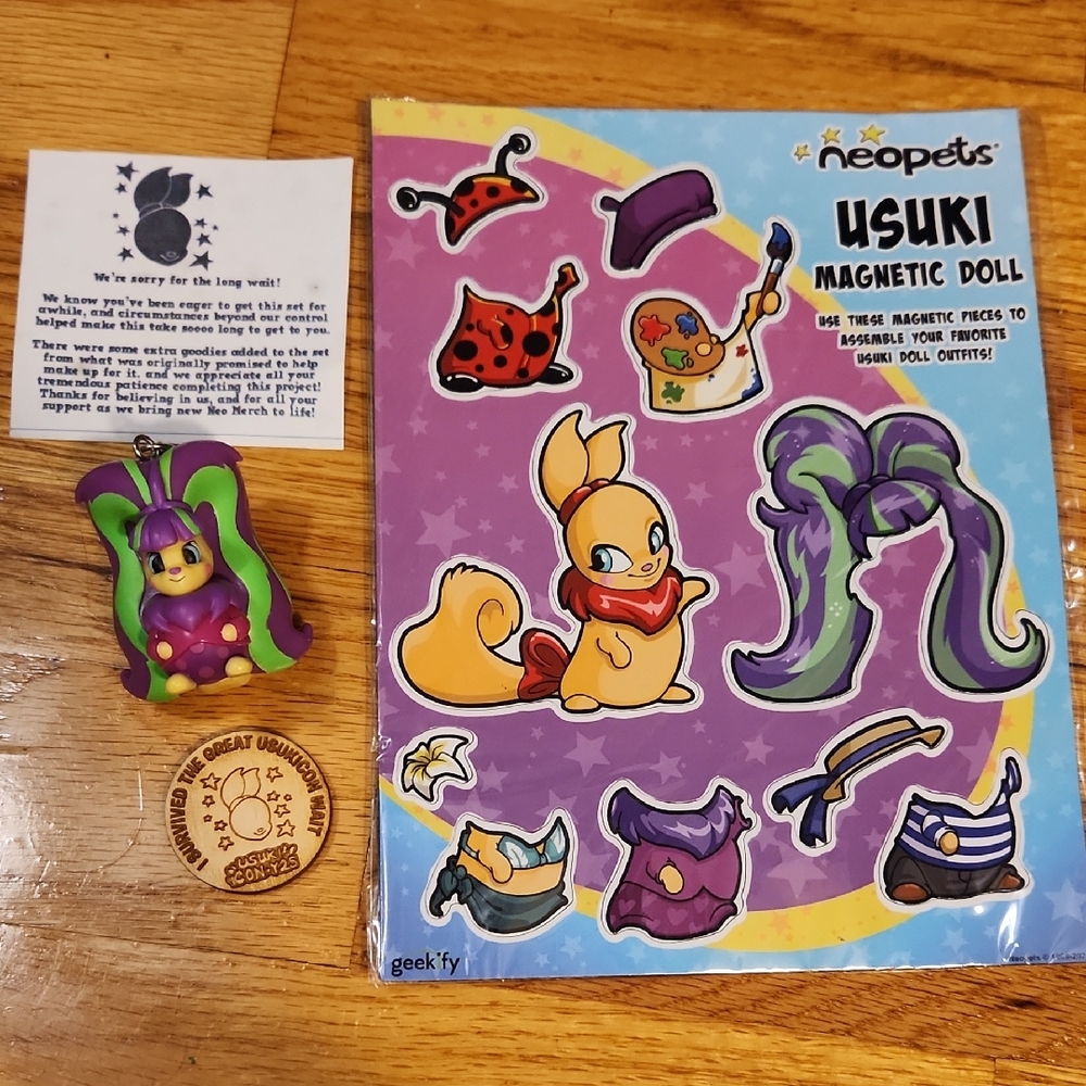 Neopets Usukicon Y25 Magnetic Set And Keychain